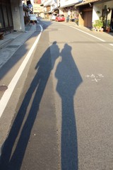 2人の影