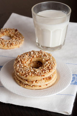 Ring shortbread cookies with nuts on top