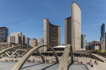 Toronto Rathaus im Sommer