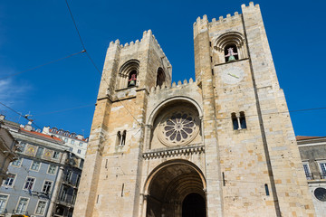 Fototapeta na wymiar Santa Maria Maior cathedral Lisbon, Portugal