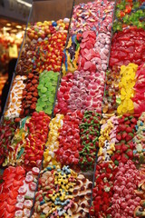 Fototapeta premium Xuxes en el mercado de la Boqueria en Barcelona