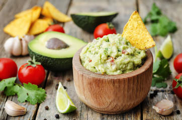 guacamole with corn chips