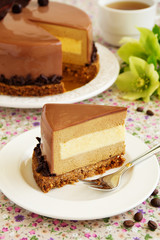 Cake with amaretto mousse and coffee.