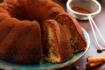 Traditional kugelhopf with chocolate and caramel.