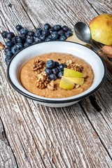 Home porridge with honey.