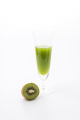 Kiwi fruit and kiwi juice
