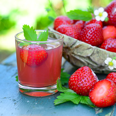 Frischer Erdbeersaft