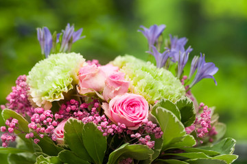 flowers - Blumenstrauß mit Rosen