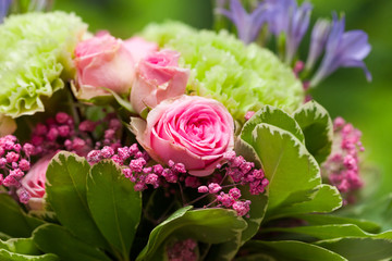 flowers - Blumenstrauß mit Rosen