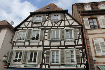 Fototapeta na wymiar Architecture Alsacienne à Wissembourg Alsace France