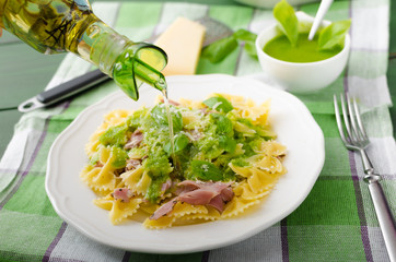 Pasta with pesto