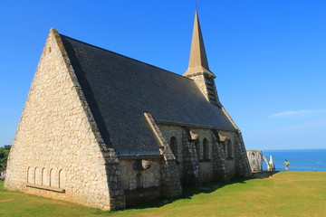 Fototapeta na wymiar Chapelle Notre-Dame de la Garde à Etretat, France