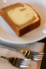 Caramel chocolate butter cake