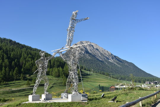 Montgen&egrave;vre sculpture l'Envol &eacute;t&eacute;