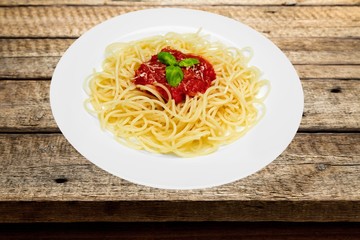 Mediterranean, spaghetti, tradition.