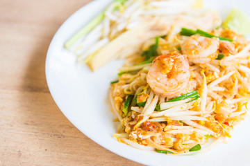 Fried thai noodles