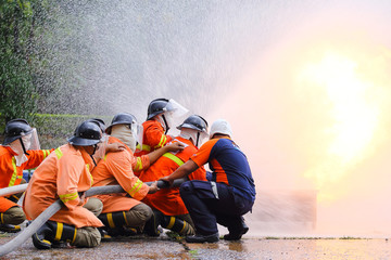 Fototapeta na wymiar Firefighters training exercise