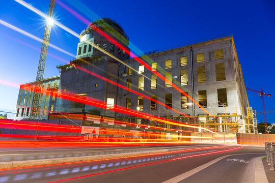 Baustelle Berliner Stadtschloss bei Nacht (Deutschland)