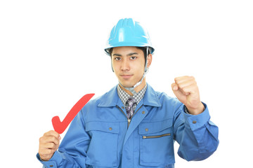 仕事に励む労働者