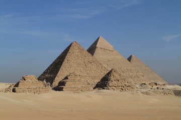 Die Pyramiden und Sphinx von Gizeh in Ägypten 