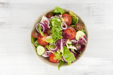 vegetable salad in bowl