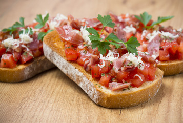 Pan con tomate