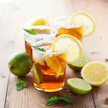Sweet ice tea with lemon