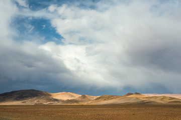 Fototapeta na wymiar Northwest Argentina Desert Landscape