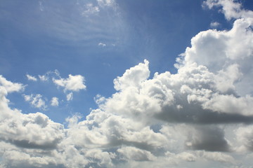 blue sky and white cloud