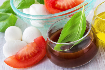 Mozzarella, Balsamico, Tomaten
