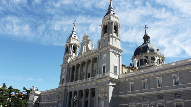 Almudena Church, Madrid Cathedral Time Lapse