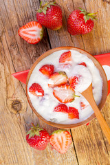 strawberry yoghurt