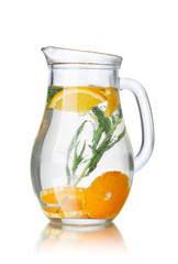 Detox water with tarragon