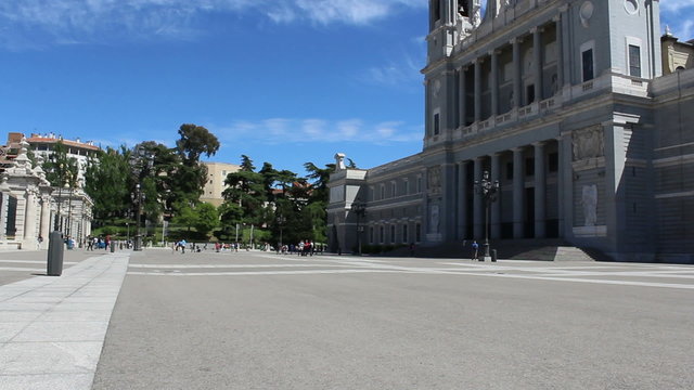 Square of Almudena Church, Madrid Cathedral Real Time