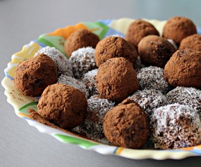 Home made chocolate truffles