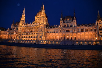 Fototapeta premium PARLAMENTO DE BUDAPEST