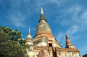 Fototapeta premium Beautiful ancient art in buddha at Wat Yai Chaimongkol, Ayutthaya,