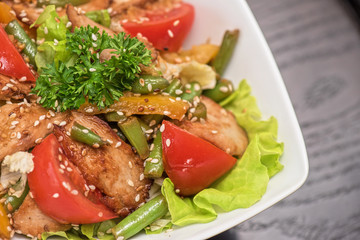 Warm salad with chicken