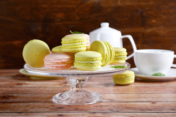 Macaroon with white chocolate