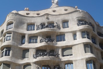 gaudi, monuments, barcelone