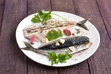 MACKEREL BAKED WITH HERBS