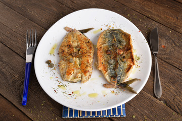 MACKEREL BAKED WITH HERBS