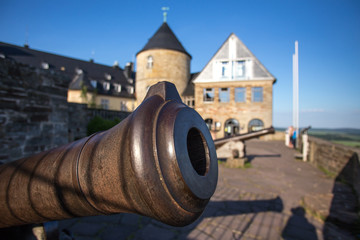 Fototapeta na wymiar castle waldeck germany with historic cannon