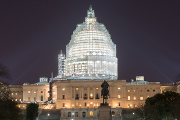 Obraz premium Capitol Building at Night Construction - Washington, D.C.