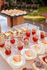 catering food