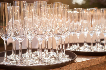 champagne glasses
