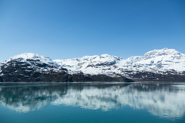 Fototapeta na wymiar Glacier Bay Reflections