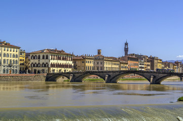 Obraz premium Embankment of Arno river, Florence