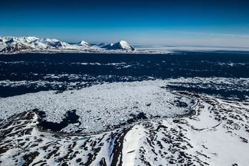 Arctic spring in south Spitsbergen © KrisGrabiec