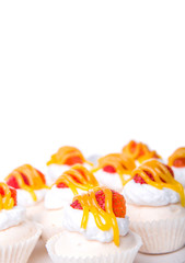 Mini pavlova with strawberry topping